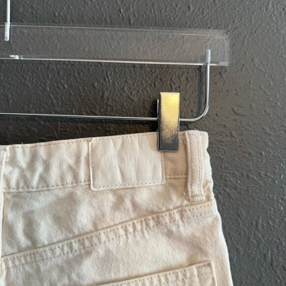 Weekday Rowe White Denim Shorts Size 26 - Picture 8 of 8